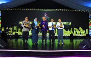 POLRI Raih Juara 1 Kategori Booth Tervaforit di Kampung Hukum 2025