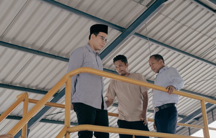 Plt. Direktur Usaha Perumda Tirta Bhagasasi Berhasil Mencapai Sederet Prestasi